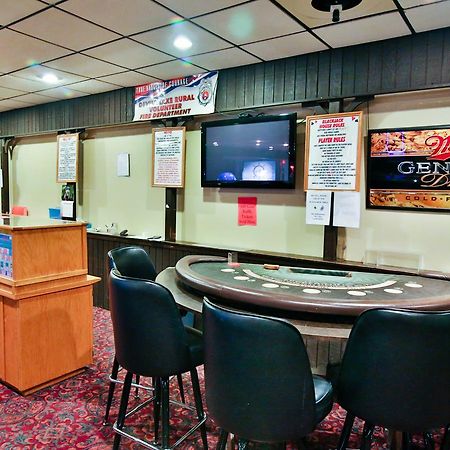 Great American Inn & Suites Devils Lake Exterior foto